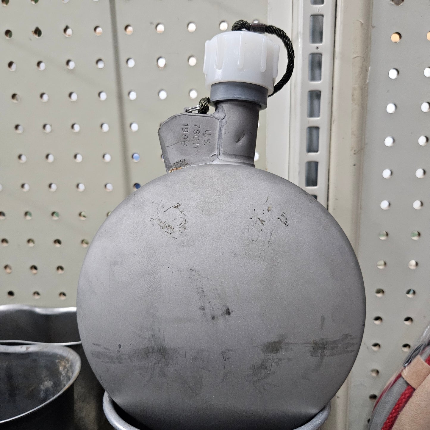 US gov issue artic canteen set