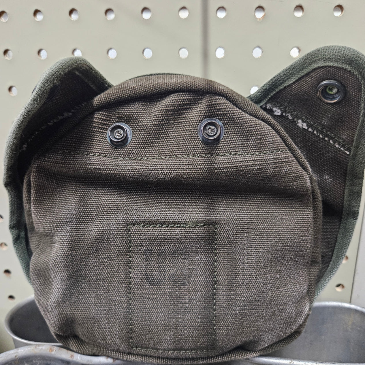 US gov issue artic canteen set