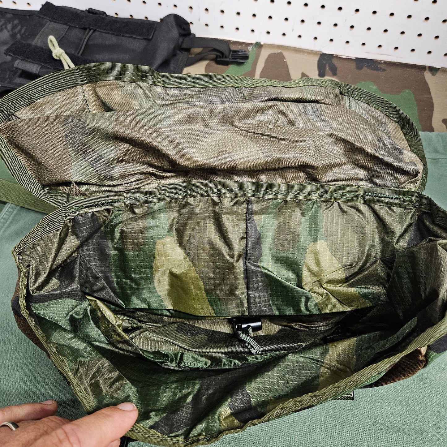 Woodland buttpack