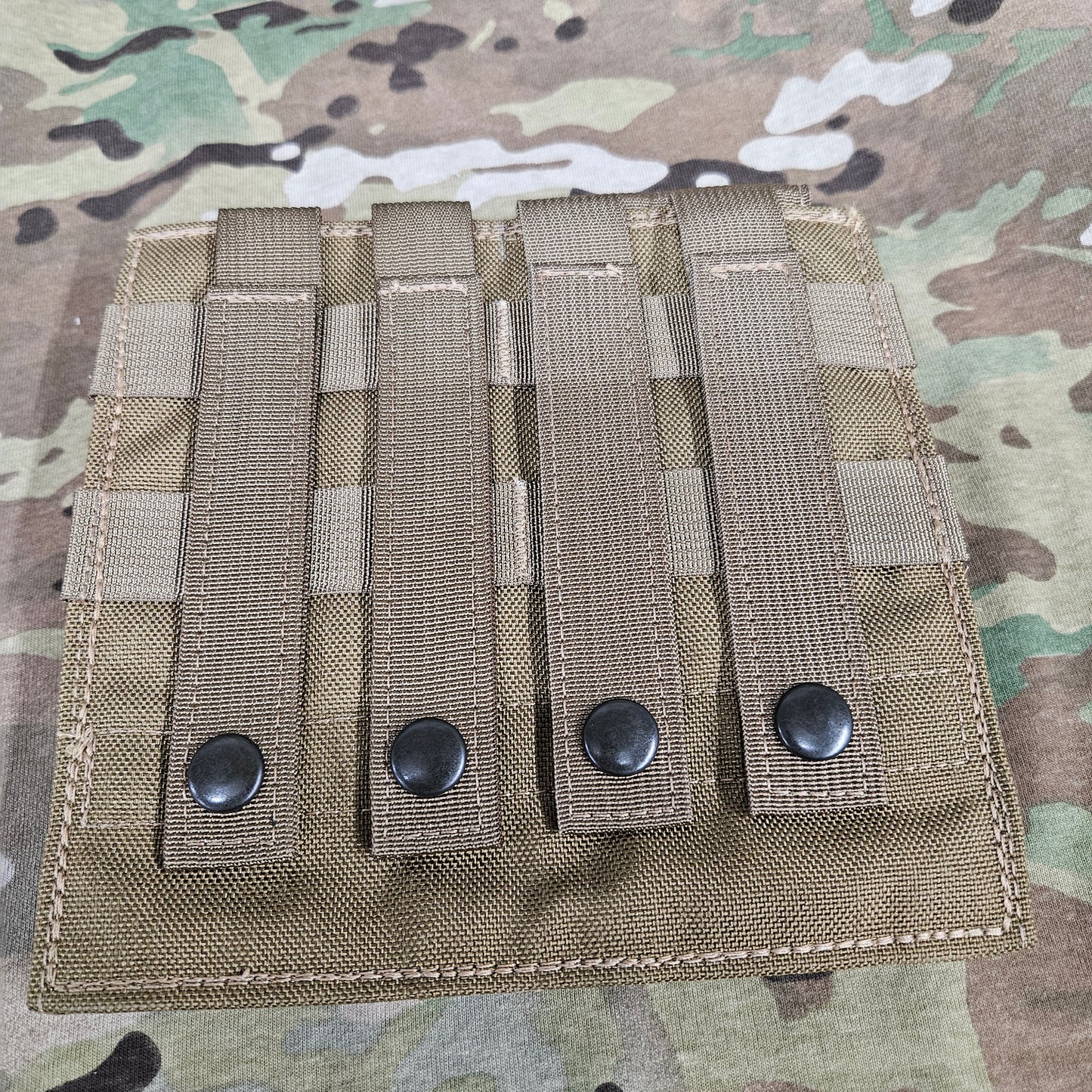 Specter Coyote dual mag pouch