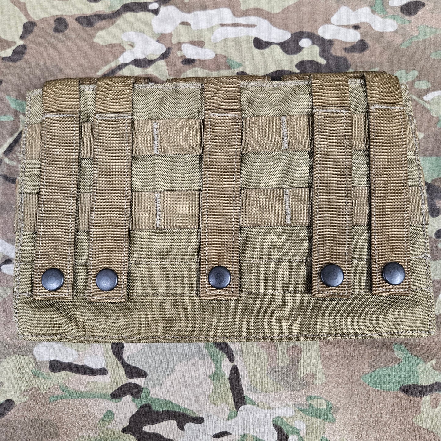 Coyote triple single mag pouch