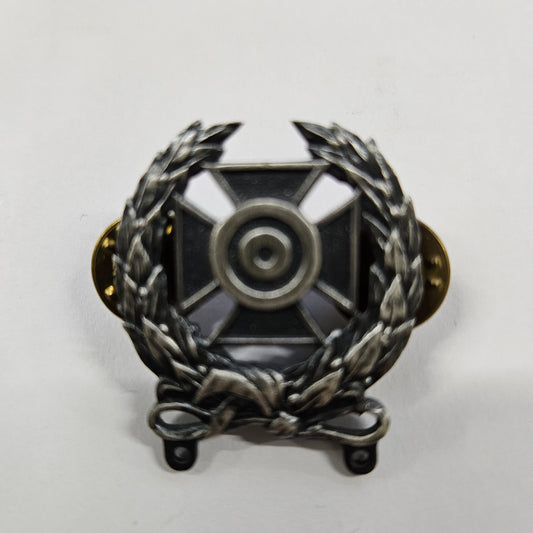 U S Army expert badge